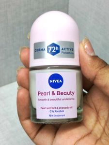 Nivea Pearl & Beauty roll on