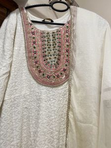 Elegant White Chikankari Kurta with Dupatta