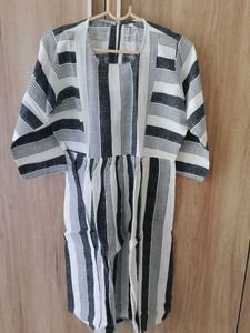 Striped Dress - Casual Chic