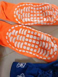 Sky Jump Socks - Orange &amp; Blue