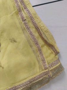 Yellow kurti kanchli odni rajputi