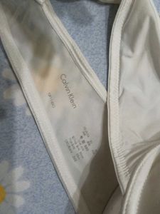 Calvin Klein Comfortable White Padded Bra