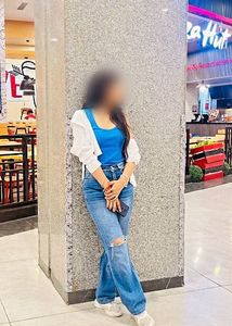 Stylish Ripped Wide Leg Jeans