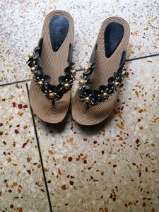 Flower Strip Women's Footwear