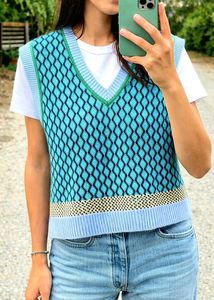 V-Neck Argyle Knit Vest Top Size-38