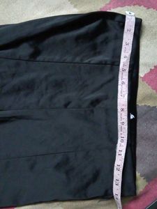 Balck pent