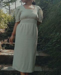 Elegant Mint Green Midi Dress