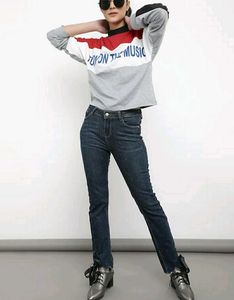 🎸Stylish Colorblock Long Sleeve Top