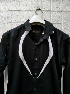 New with tag Korean Chic Black &amp; White Button-Up S