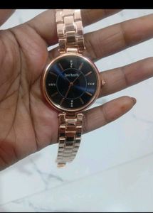 Elegant Rose Gold &amp; Green Watch