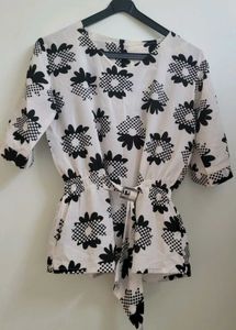 Chic Black & White Floral Top