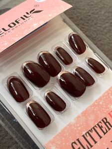 3 Piece Glossy Press-On Nail Set