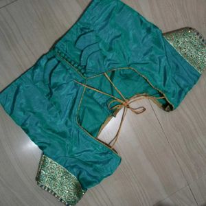 🦚Elegant Teal Saree🦚