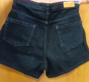 THAFIO black Cargo Denim Shorts