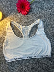 Calvin Klein Bra with penty set