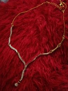 Sparkling Wave Necklace with Pendant