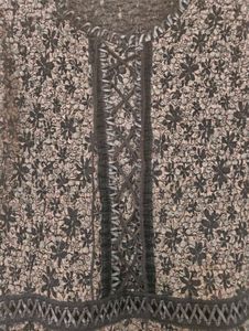 Stylish Black Floral Print Top body fitted gothic