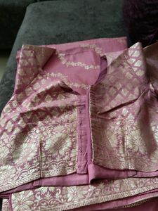 Pink Saree With Blouse