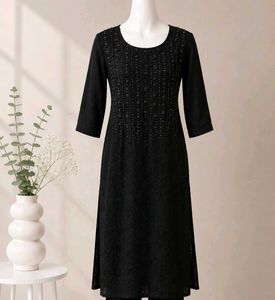 Elegant Black Embellished Kurta