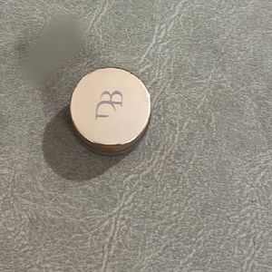 DB blurring lip pot