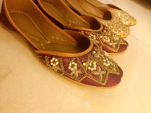 punjabi jutti set of 2 pairs