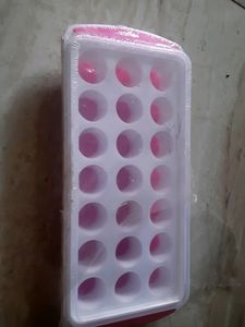 Ice Cube Maker