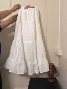 H&M Flowy White Tiered Maxi Skirt