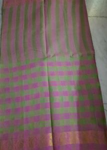 Pink &amp; Green Handloom Checkered Saree