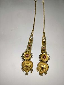 Gold-tone Ear Chain with Heart Detail
