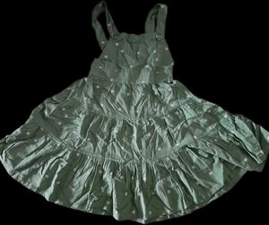Awesome deal: Green frock &amp; white shirt