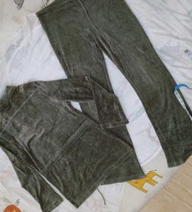 Velvet stylish trac suit 👍👍