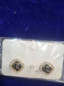 Elegant Square Black &amp; Crystal Earrings