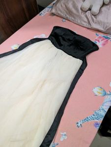 Elegant Black &amp; Ivory Tulle Frock