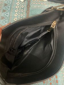 Chic Black Shoulder Bag