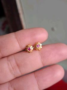 Gold Flower Stud Earrings