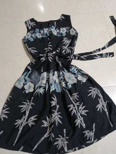 - Set of 3