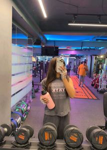 ✨️Zudio Grey "IYKYK" Graphic T-Shirt👕