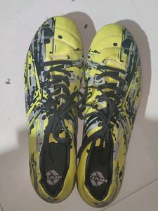Nivia Mens Football Shoes. Unused. No Coins.