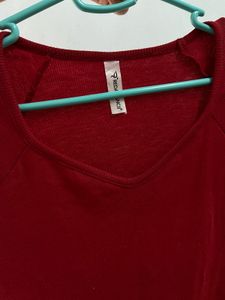 Chic Red V-Neck T-Shirt