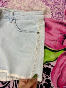 Vero Moda Designer Blue Shorts