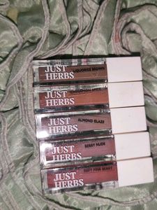 Just Herbs Lipstick Kit