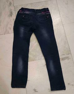 Premium Quality Girl's Jeans 😍