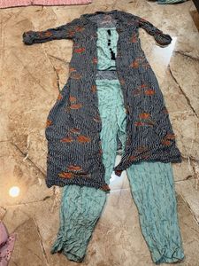 Stylish 3-Piece Ethnic Kurta Set