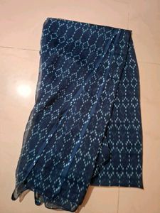 Elegant Navy Blue Scraf
