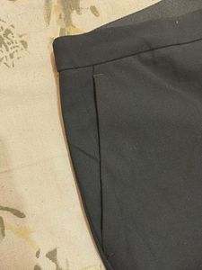 H&amp;M Classic Black Tapared Trousers