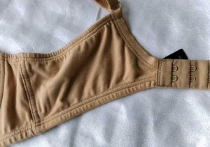 brand new (Amante)Comfortable Everyday Bra