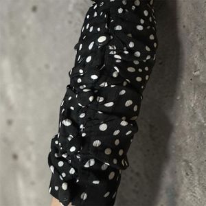 Chic Polka Dot Midi Dress 🖤🤍