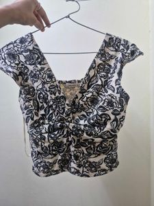 Black & Beige Floral Printed V-Neck Top