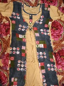Shrug style kurta for womens