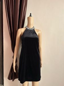 Elegant Black Velvet Mini Dress